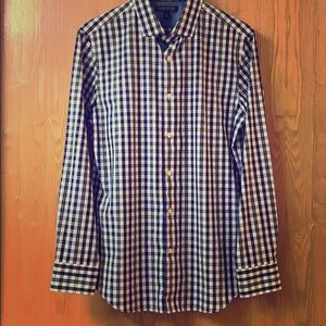 Banana Republic men’s slim fit button down.